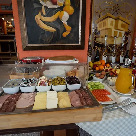 La Casa Guest house