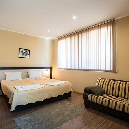 La Casa Guest house 3*